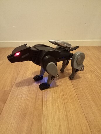 Bittle with Transformers Ravage armour