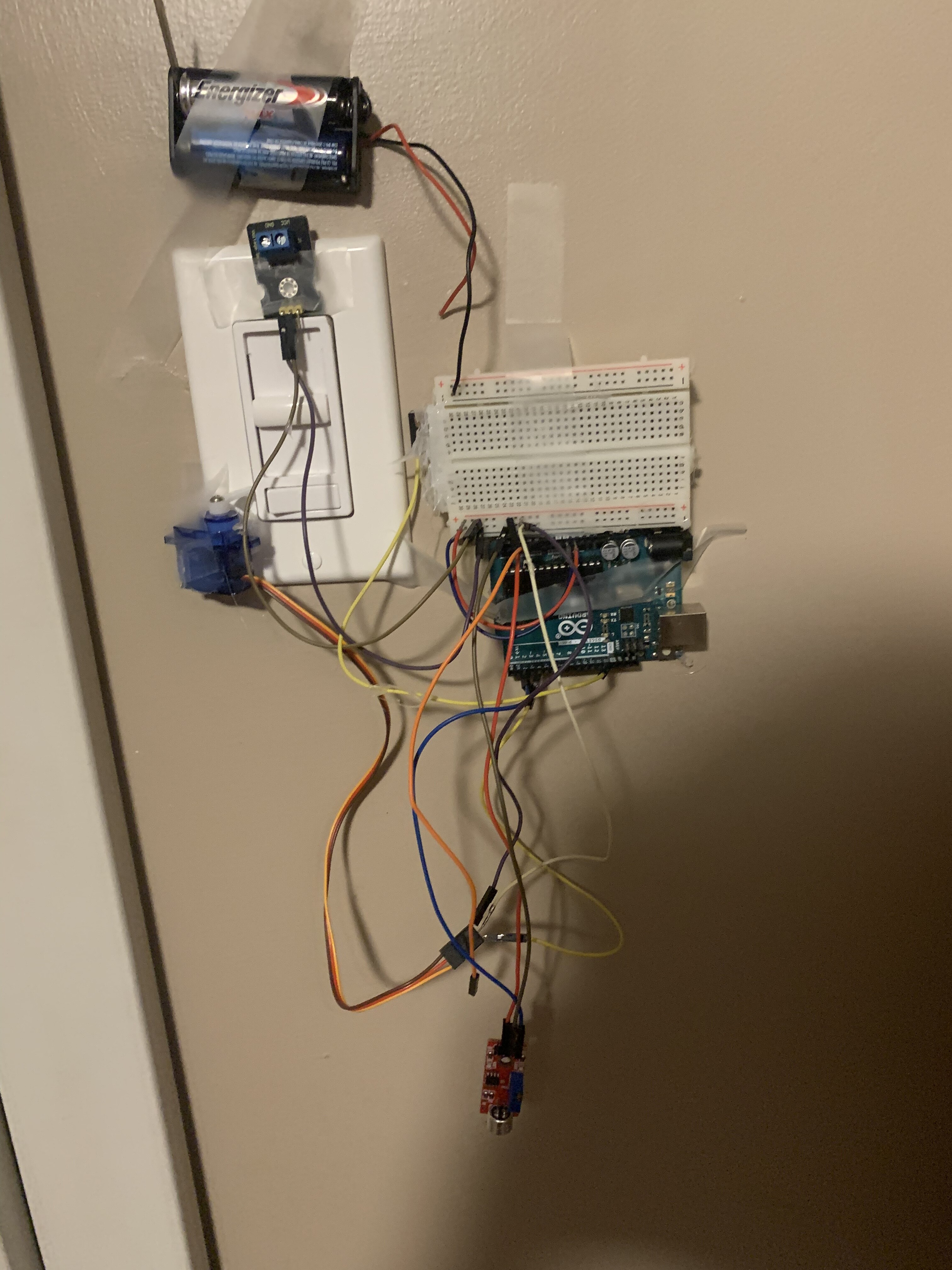 Arduino automatic light switch top