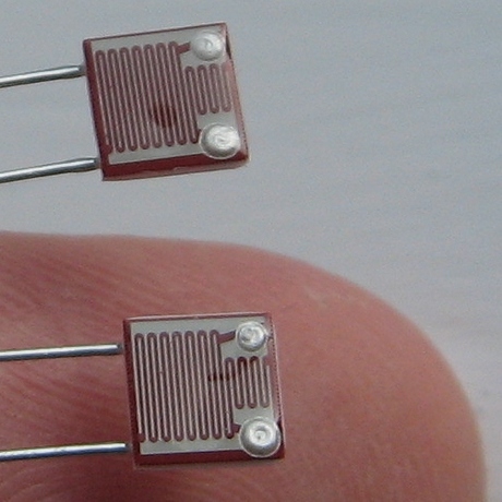 m9960_is_small.jpg