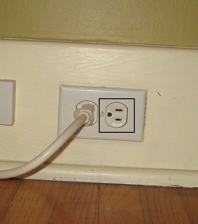 outlet2.jpg