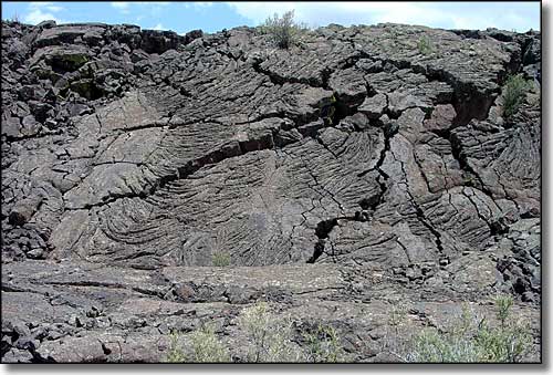 lavafalls01.jpg