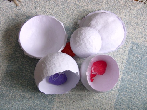 papier-mache-from-balloons.jpg