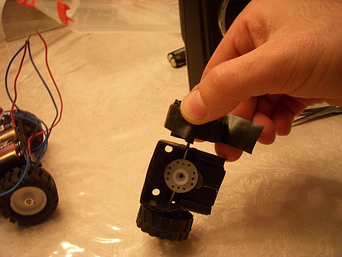 Steering_Servo_022_small.jpg