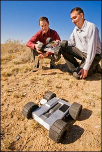 _46378302_robotworking.jpg