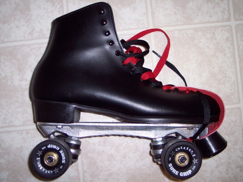 skates1.jpg