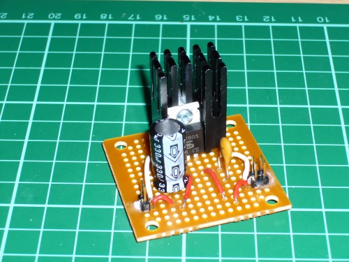 voltage regulator (5v)