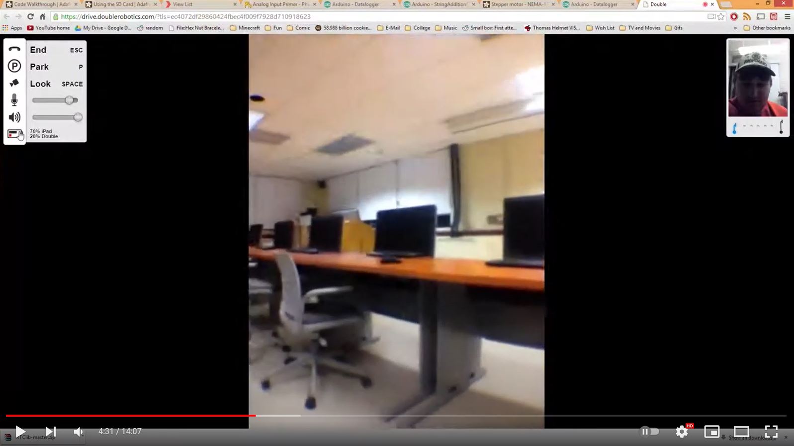 This is how the image from the robot looks when the aspect ratio of the camera and monitor is inconsistent