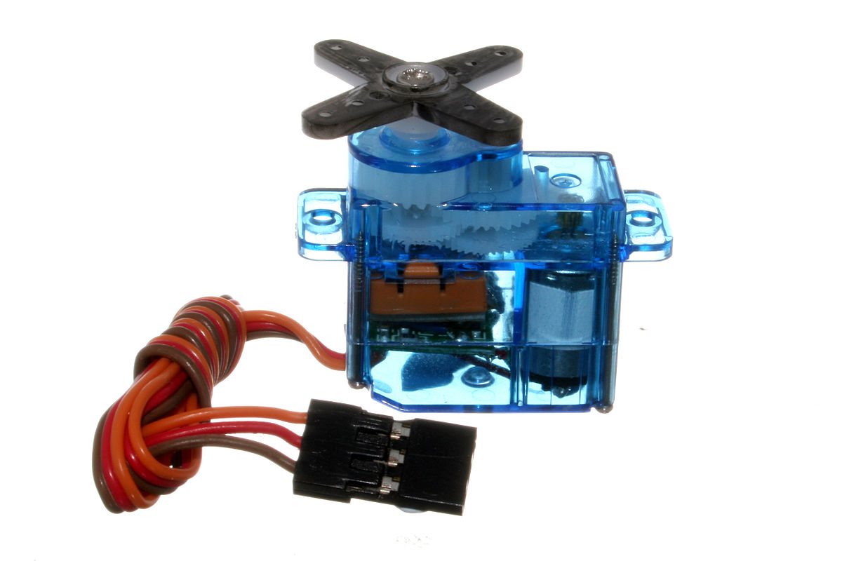 "Micro servo" by oomlout is licensed under CC BY-SA 2.0