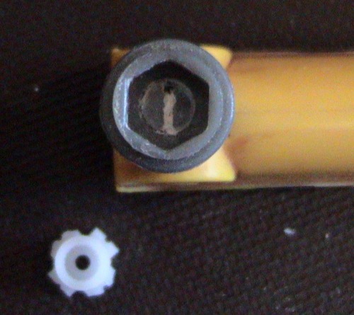 arm socket and servo connector