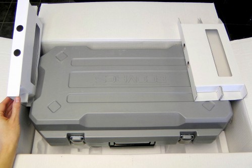 deebot-d77-accessory-case-in-box