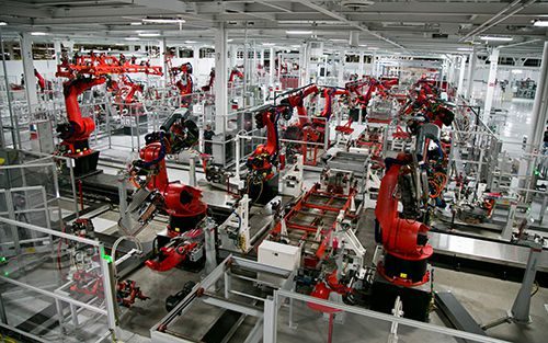 contemporary-robotics-industrial-robot-car-tesla-factories
