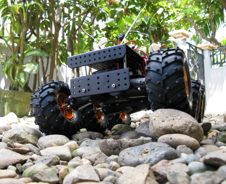 Explorer-Bot | RobotShop Community