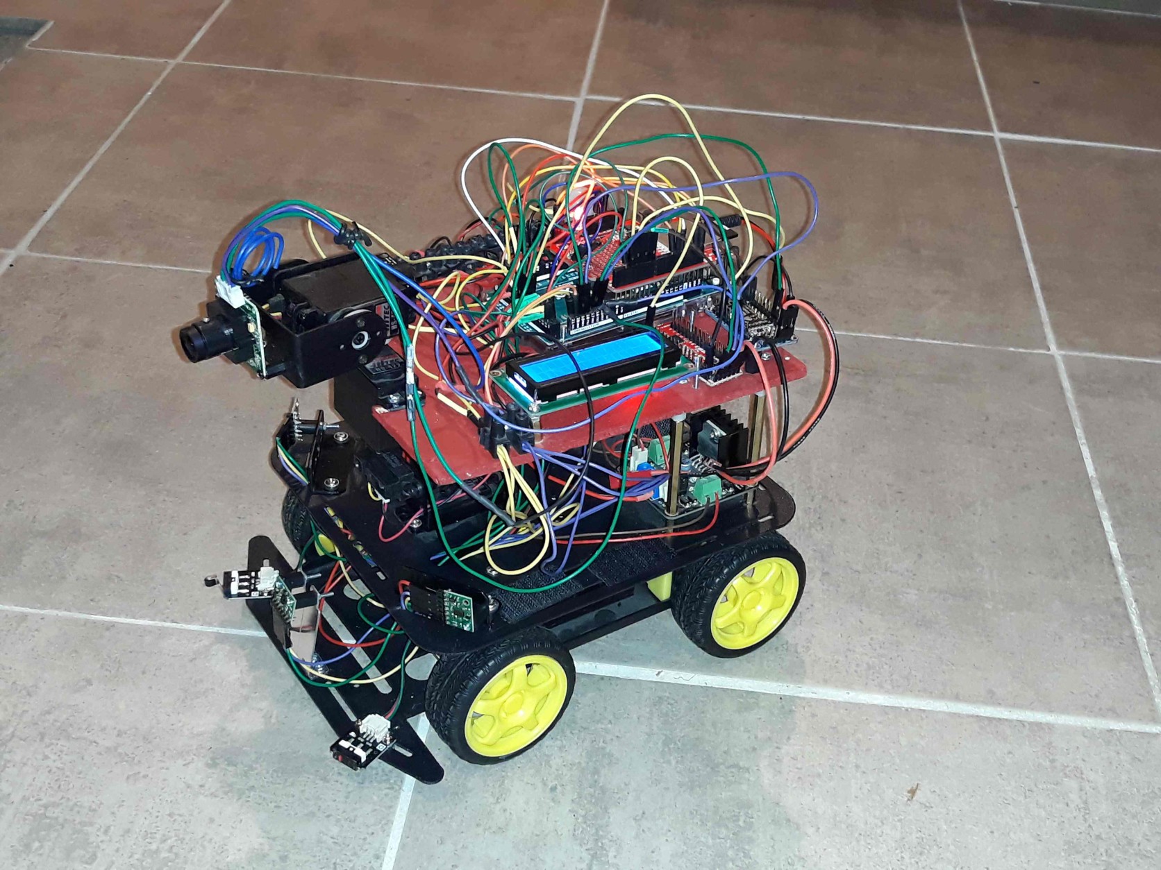 Robot Arduino using nRF52832 connec | RobotShop Community