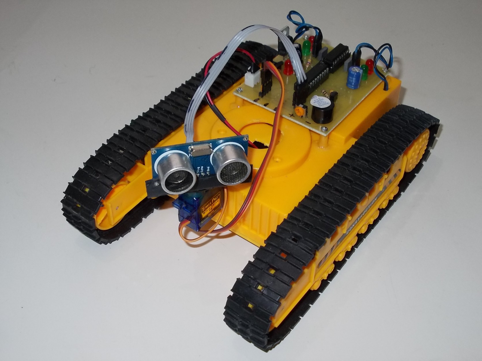 Tracked Obstacle Avoider with Ultra | RobotShop Community