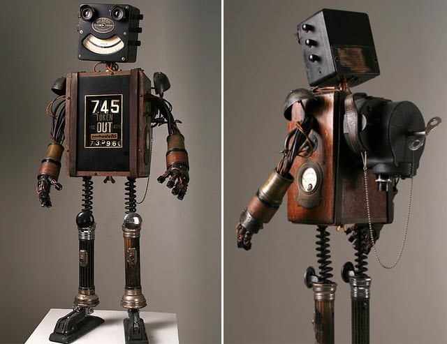 Retro Robo Sculpture by Mike Rivamonte
